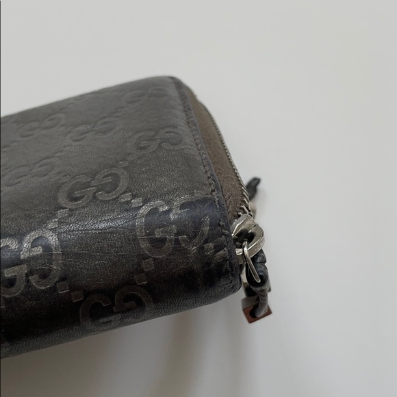 Authentic Gucci Wallet - Picture 5 of 7